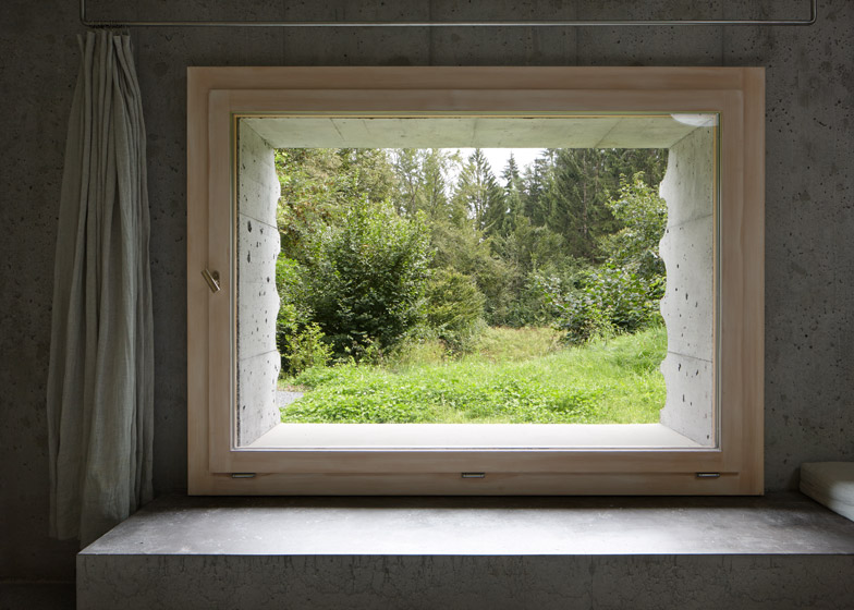 Refugi_Lieptgas_Concrete_Cabin_by_Nickish_Sano_Walder_Architects_ralph_feiner_784_0