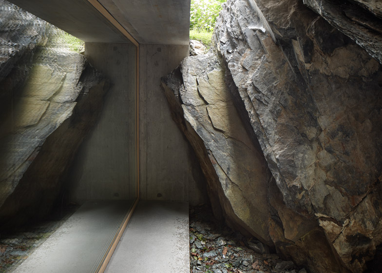 Refugi_Lieptgas_Concrete_Cabin_by_Nickish_Sano_Walder_Architects_ralph_feiner_784_5