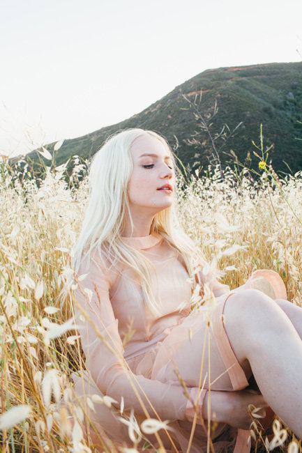 6_amber_byrne_mahoney_oyster_magazine_emily_ruhl_fahion_editorial_meet_the_model_018