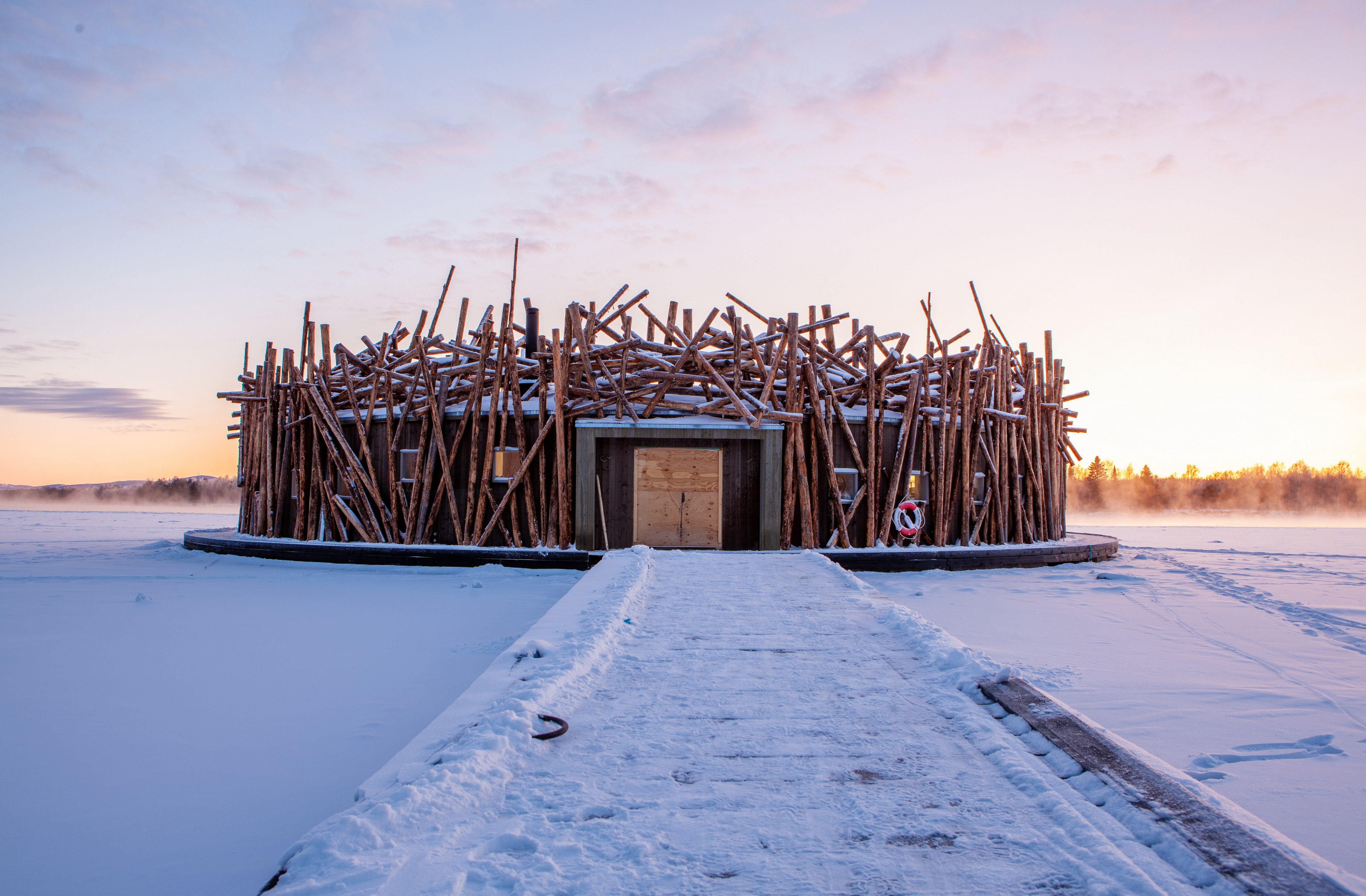 Sweden's floating Arctic Bath hotel + spa opens doors for complete ...