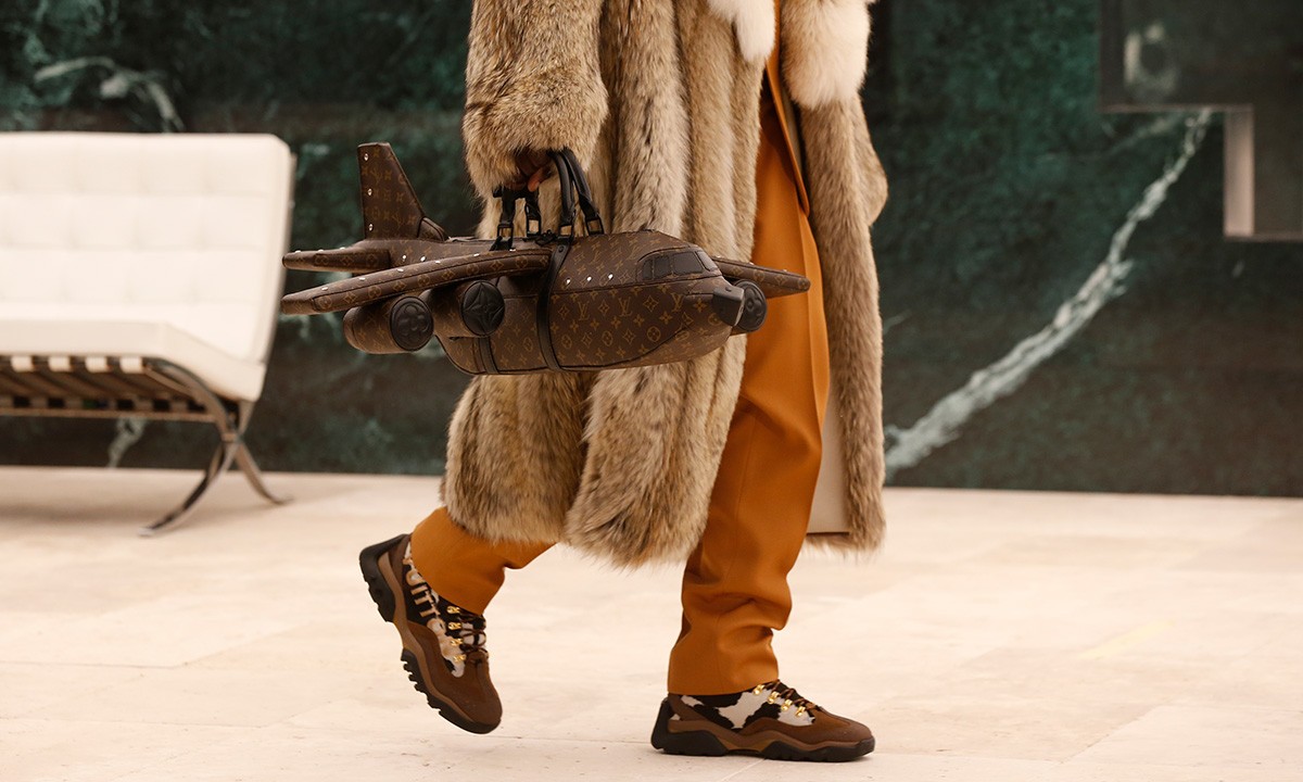 View Louis Vuitton Men's Collection: 'E B O N I C S' FW21