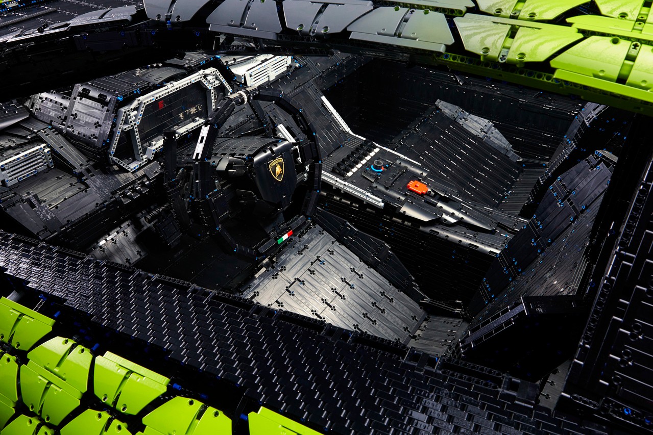 knap tonehøjde Glad LEGO Technic builds life-size Lamborghini Sián | Somewhere - Documenting  Culture